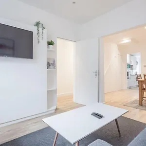 Holiday home Refurbished High Spec Family